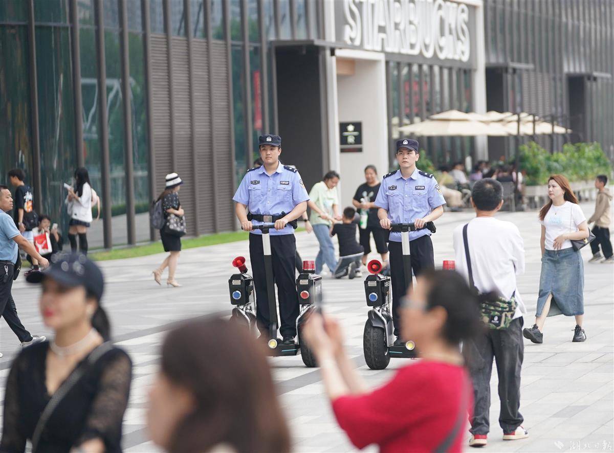 冰球突破的游戏规则